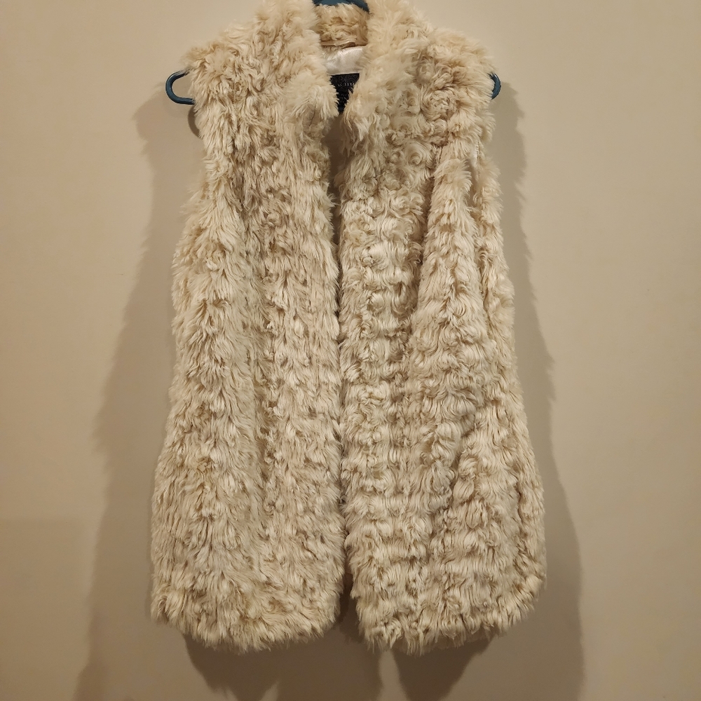 Live a Little Faux Fur Vest M